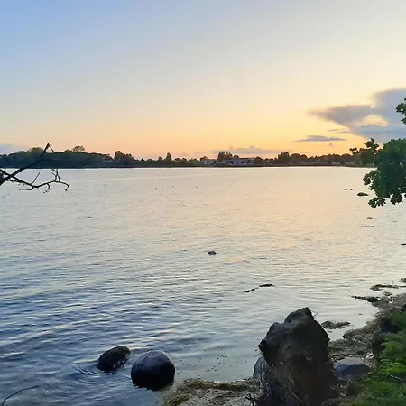 Bienenhuus - Idyllische Lage Mit Garten