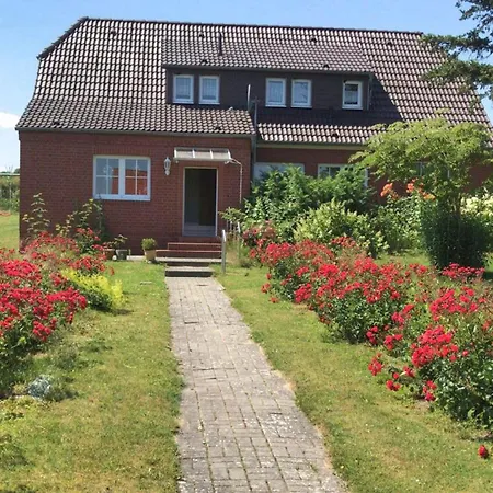 Bienenhuus - Idyllische Lage Mit Garten Putbus