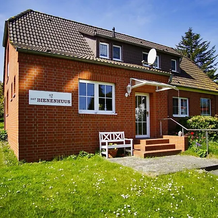 Holiday home Bienenhuus - Idyllische Lage Mit Garten *